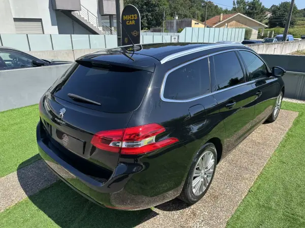 Peugeot 308 SW 2020 - 16000 EUR, 130000 km - AUTO.MOTO.pt - 130000km - foto 12 de 57