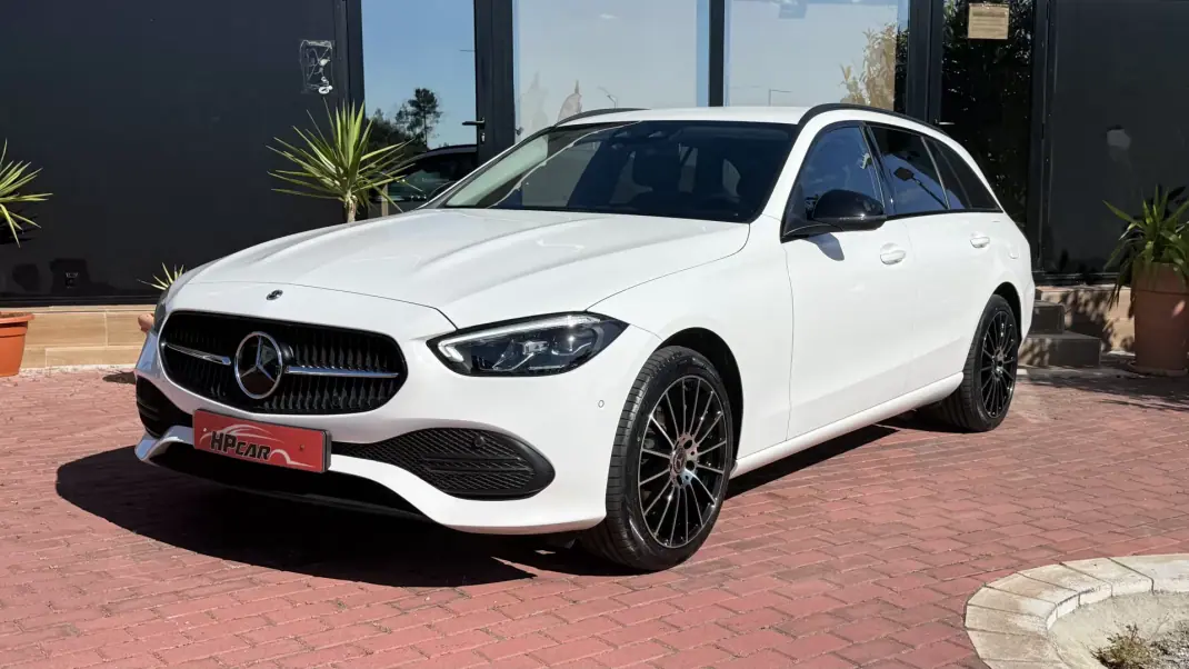 Mercedes-Benz C 300e 2022 - 33990 EUR, 90000 km - AUTO.MOTO.pt - 90000km - foto 12 de 29