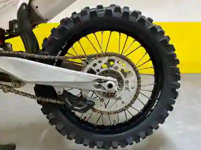 KTM SX 450 F 2015 - 3250 EUR, 160 km - AUTO.MOTO.pt - 160km - foto 5 de 5
