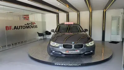 BMW 320 2013 - 12500 EUR, 218911 km - AUTO.MOTO.pt - 218911km - foto 11 de 56
