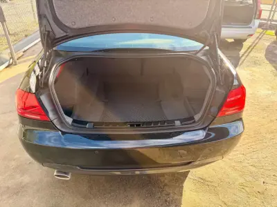 BMW 320 2011 - 14990 EUR, 259492 km - AUTO.MOTO.pt - 259492km - foto 7 de 12