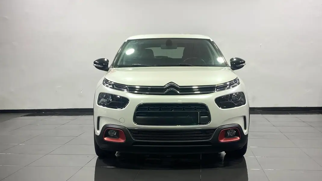 Citroën C4 Cactus 2018 - 11000 EUR, 65000 km - AUTO.MOTO.pt - 65000km - foto 2 de 8