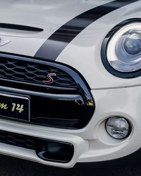MINI Cooper 2015 - 19990 EUR, 135300 km - AUTO.MOTO.pt - 135300km - foto 49 de 54