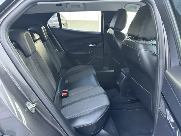 Peugeot 2008 2021 - 14900 EUR, 160000 km - AUTO.MOTO.pt - 160000km - foto 54 de 66