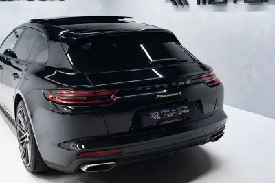 Porsche Panamera Sport Turismo 2020 - 63950 EUR, 111000 km - AUTO.MOTO.pt - 111000km - foto 12 de 53