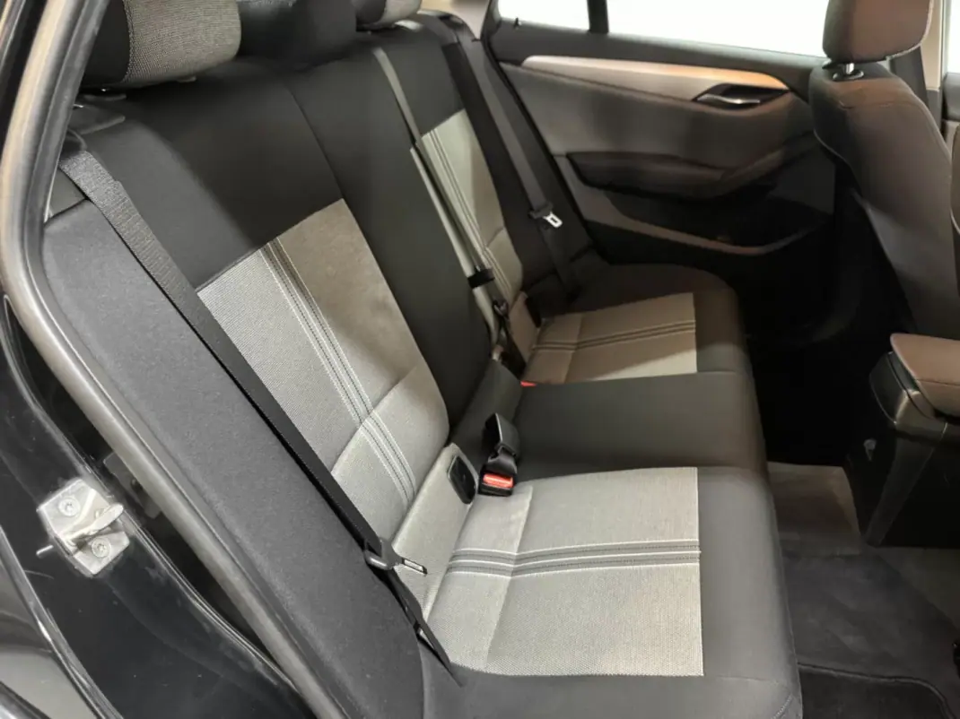 BMW X1 2014 - 15750 EUR, 96000 km - AUTO.MOTO.pt - 96000km - foto 50 de 58