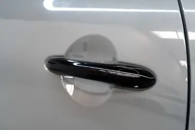 MINI 2017 - 25950 EUR, 65000 km - AUTO.MOTO.pt - 65000km - foto 16 de 41