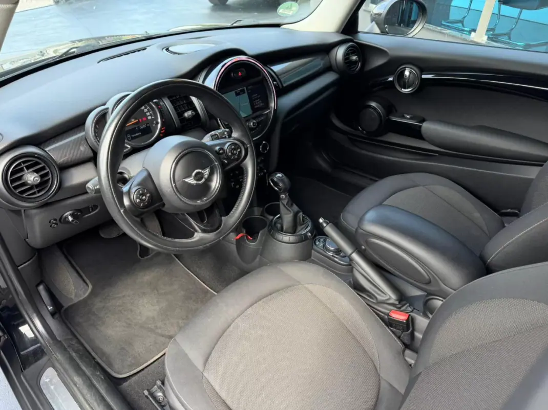 MINI 3 Portas 2015 - 14900 EUR, 181000 km - AUTO.MOTO.pt - 181000km - foto 7 de 12