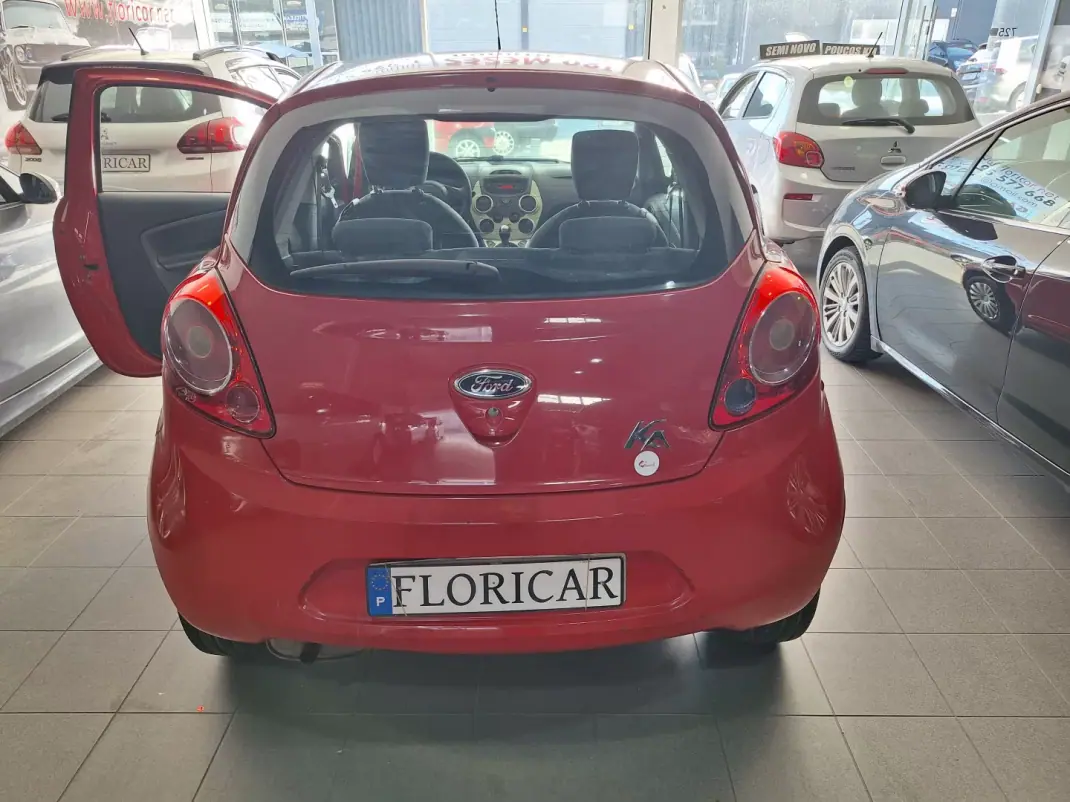 Ford KA 2014 - 5900 EUR, 163414 km - AUTO.MOTO.pt - 163414km - foto 9 de 12