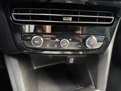 Opel Mokka-e 2025 - 25000 EUR, 10797 km - AUTO.MOTO.pt - 10797km - foto 12 de 17