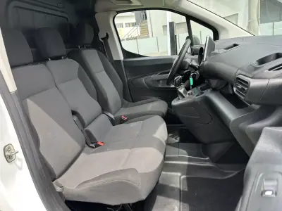 Citroën Berlingo 1.5 Hdi 2019 - 9900 EUR, 180000 km - AUTO.MOTO.pt - 180000km - foto 37 de 43