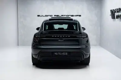 Porsche Macan 2024 - 87950 EUR, 16000 km - AUTO.MOTO.pt - 16000km - foto 12 de 60