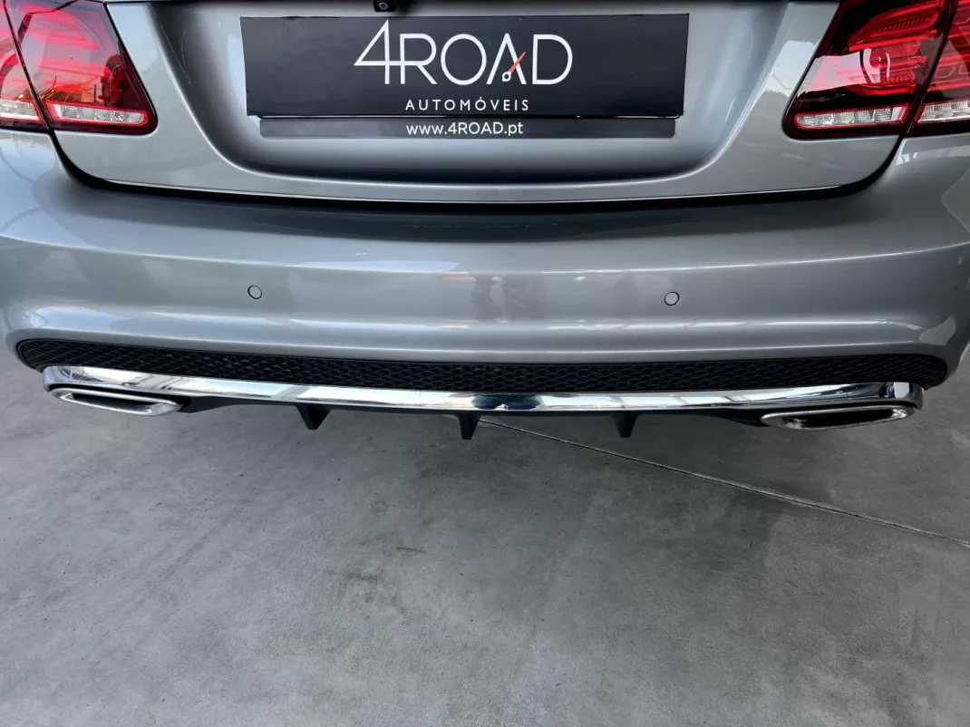 Mercedes-Benz E 220 2015 - 24999 EUR, 161900 km - AUTO.MOTO.pt - 161900km - foto 49 de 135