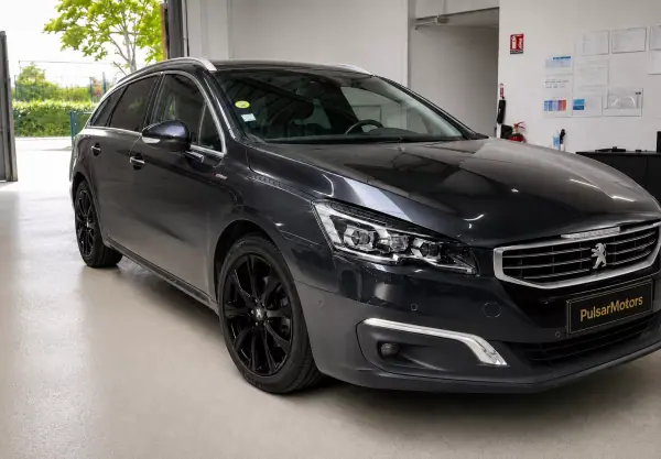 Peugeot 508 2017 - 12900 EUR, 187922 km - AUTO.MOTO.pt - 187922km - foto 4 de 11