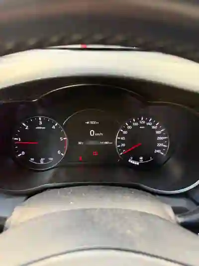 Kia Carens 2018 - 13500 EUR, 111520 km - 111520km - foto 13 de 15