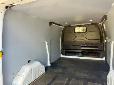 Ford Transit Costum 2021 - 19965 EUR, 121500 km - AUTO.MOTO.pt - 121500km - foto 12 de 18