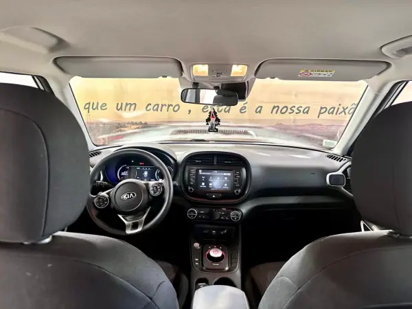 Kia e-Soul 2022 - 22900 EUR, 64656 km - AUTO.MOTO.pt - 64656km - foto 13 de 24