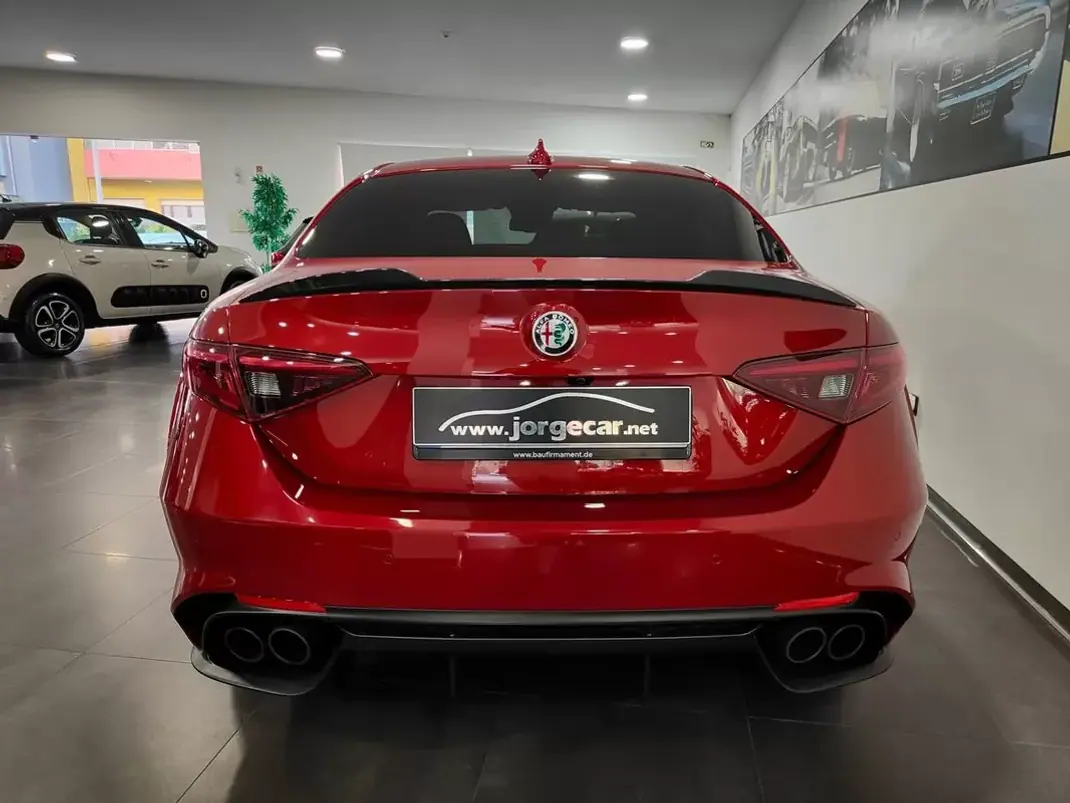 Alfa Romeo Giulia 2018 - 62500 EUR, 53000 km - 53000km - foto 19 de 60