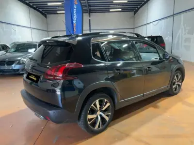 Peugeot 2008 2019 - 11450 EUR, 93071 km - foto 3 de 9