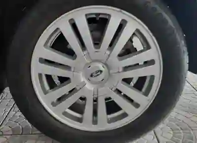 Ford Focus C-Max 2005 - 4250 EUR, 232000 km - AUTO.MOTO.pt - 232000km - foto 15 de 15