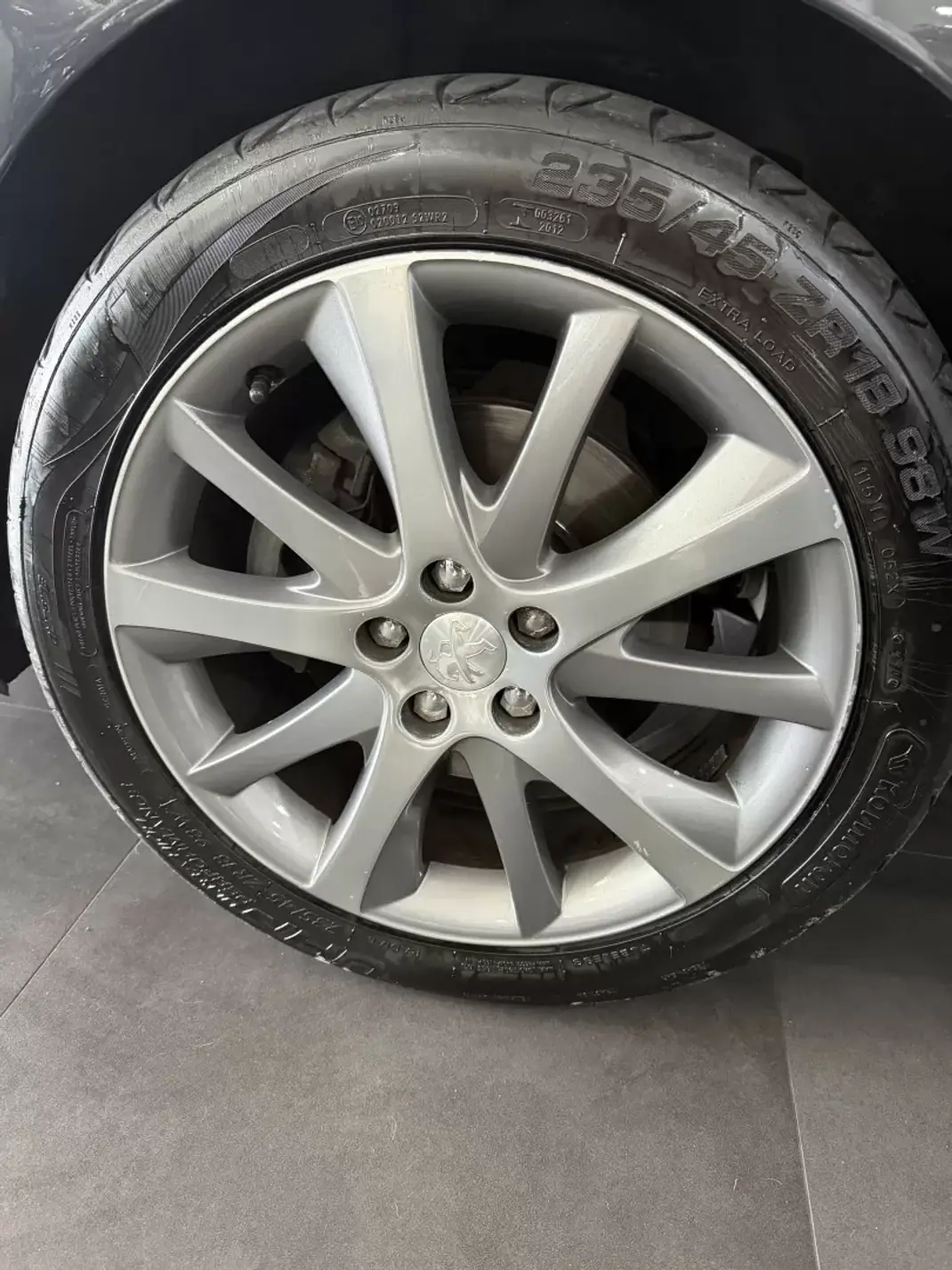 Peugeot 508 2015 - 9990 EUR, 240000 km - AUTO.MOTO.pt - 240000km - foto 6 de 15