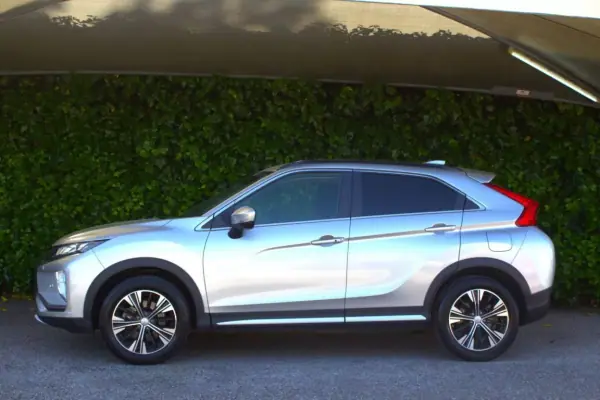Mitsubishi Eclipse Cross 2018 - 19500 EUR, 33000 km - AUTO.MOTO.pt - 33000km - foto 7 de 20