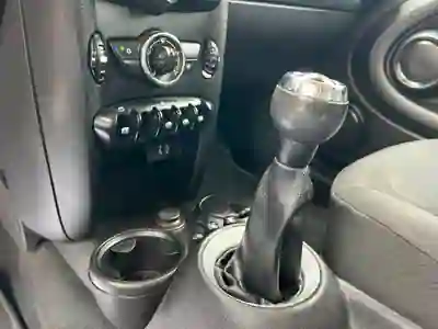 MINI One 2011 - 8700 EUR, 220000 km - AUTO.MOTO.pt - 220000km - foto 18 de 31