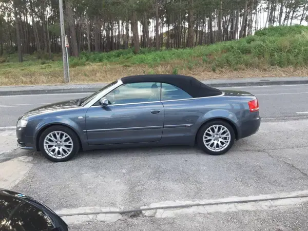 Audi A4 Cabrio 2014 - 10900 EUR, 193145 km - AUTO.MOTO.pt - 193145km - foto 10 de 34