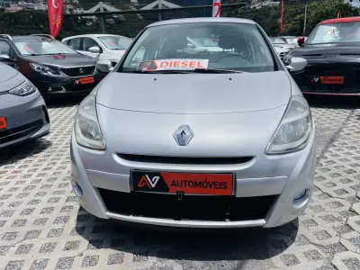 Renault Clio 2008 - 6950 EUR, 171590 km - AUTO.MOTO.pt - 171590km - foto 2 de 12