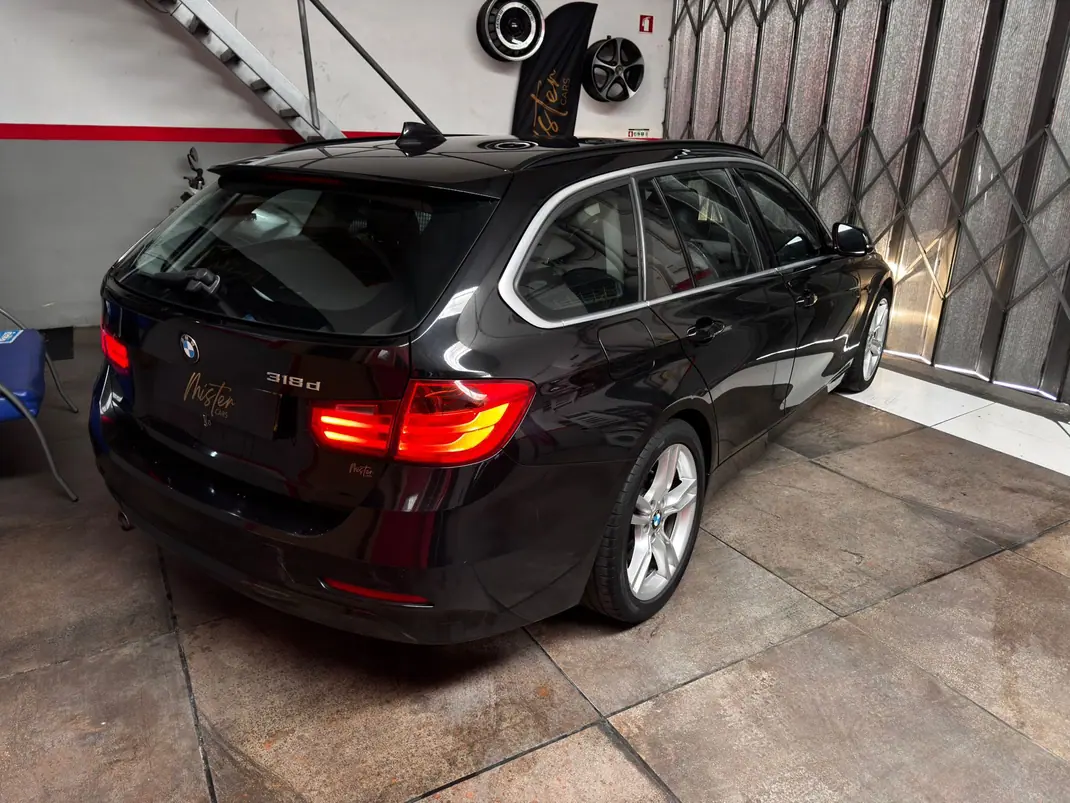 BMW 318 2013 - 15750 EUR, 214000 km - 214000km - foto 9 de 15