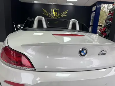 BMW Z4 2013 - 27000 EUR, 116034 km - AUTO.MOTO.pt - 116034km - foto 24 de 40