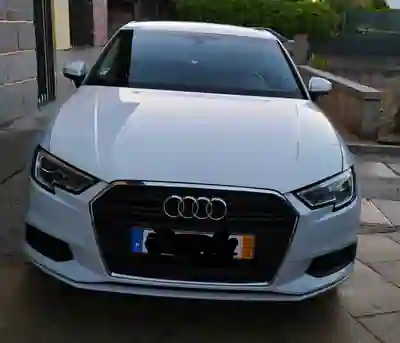 Audi A3 Limousine 2016 - 17000 EUR, 120000 km - AUTO.MOTO.pt - 120000km - foto 1 de 5