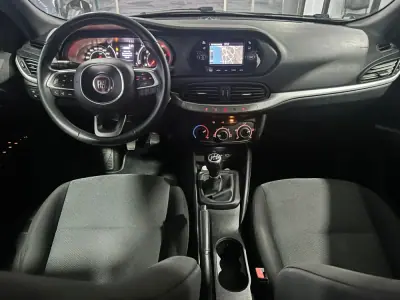 Fiat Tipo Station Wagon 2020 - 13490 EUR, 62200 km - 62200km - foto 21 de 25