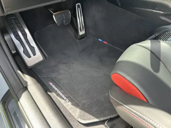 BMW M4 2022 - 190000 EUR, 6500 km - AUTO.MOTO.pt - 6500km - foto 43 de 77