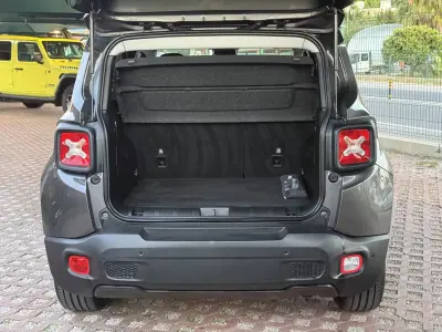 Jeep Renegade 2022 - 20300 EUR, 55484 km - AUTO.MOTO.pt - 55484km - foto 14 de 15