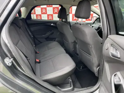 Ford Focus 2017 - 13490 EUR, 150500 km - AUTO.MOTO.pt - 150500km - foto 22 de 22
