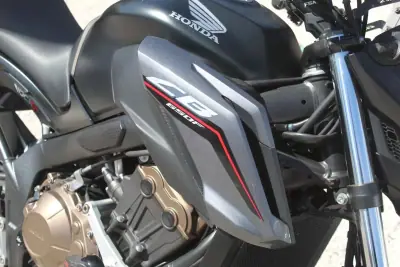 Honda CBR1000RR ABS 2018 - 6400 EUR, 26900 km - AUTO.MOTO.pt - 26900km - foto 4 de 34