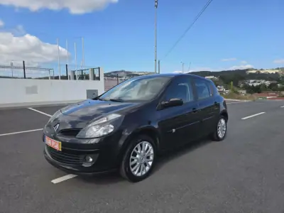 Renault Clio 2008 - 190000km