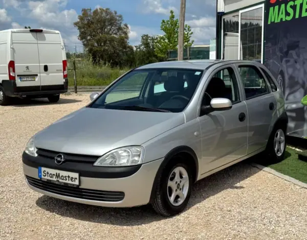 Opel Corsa 2001 — photo 3 of 16