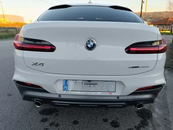 BMW X4 2018 - 49000 EUR, 90000 km - AUTO.MOTO.pt - 90000km - foto 50 de 52