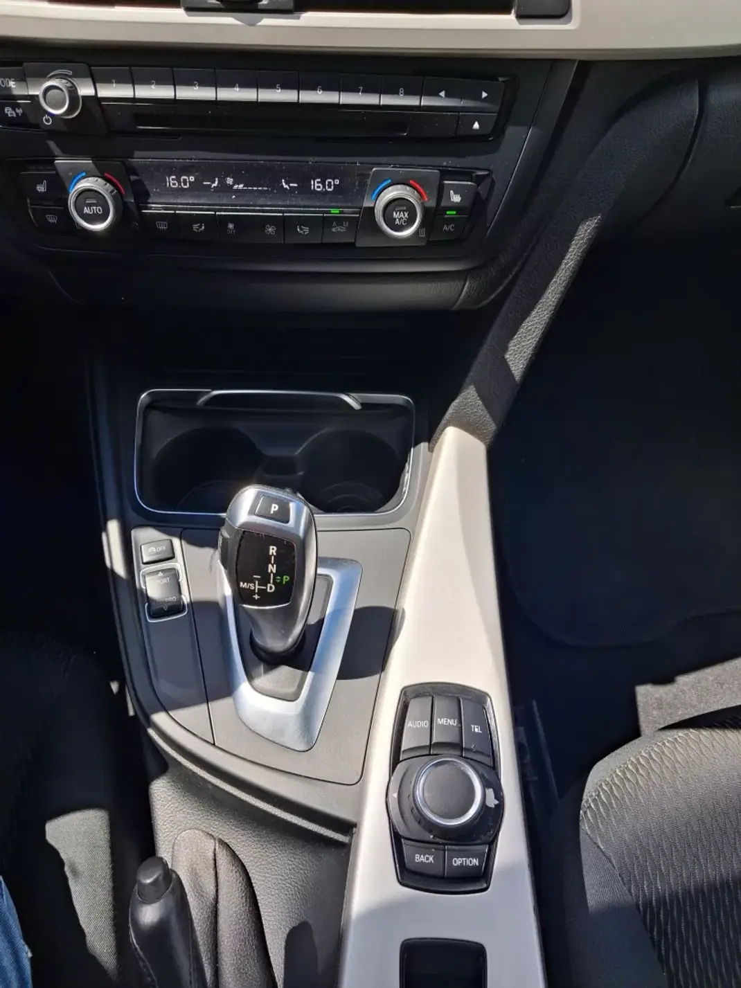 BMW 420 2017 - 25500 EUR, 140000 km - 140000km - foto 23 de 31