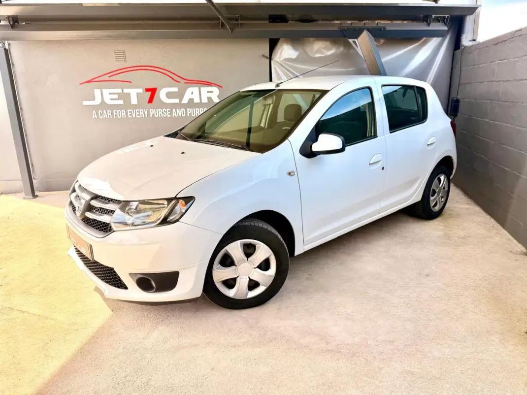 Dacia Sandero 2013 - 8490 EUR, 188792 km - AUTO.MOTO.pt - 188792km - foto 2 de 12
