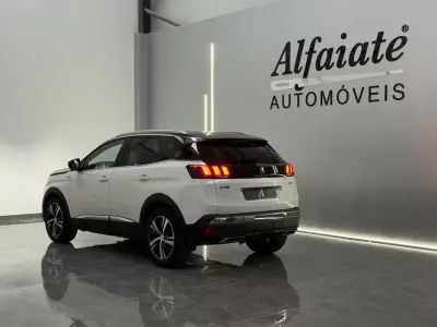 Peugeot 3008 2019 - 18990 EUR, 67000 km - AUTO.MOTO.pt - 67000km - foto 4 de 22