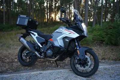 KTM 1290 Super Adventure 2023 - 17990 EUR, 32000 km - AUTO.MOTO.pt - 32000km - foto 39 de 46