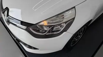 Renault Clio 2015 - 9990 EUR, 83183 km - AUTO.MOTO.pt - 83183km - foto 2 de 19