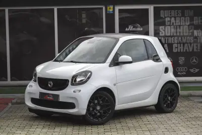 Smart Fortwo Cabrio 2015 - 11900 EUR, 179000 km - AUTO.MOTO.pt - 179000km - foto 2 de 20