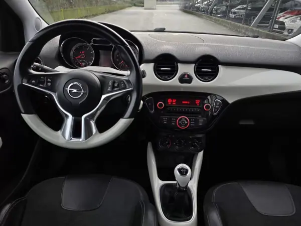 Opel Adam 2014 - 9990 EUR, 122000 km - AUTO.MOTO.pt - 122000km - foto 12 de 26