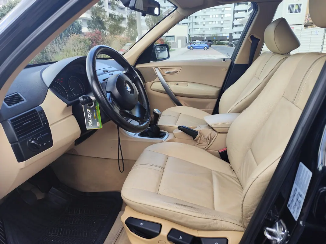 BMW X3 2006 - 10750 EUR, 209 km - AUTO.MOTO.pt - 209km - foto 2 de 8