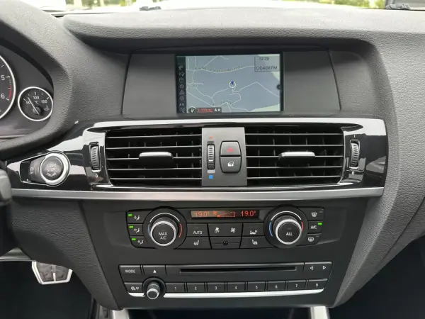 BMW X3 2012 - 18900 EUR, 150000 km - AUTO.MOTO.pt - 150000km - foto 45 de 67