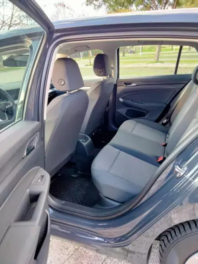 Volkswagen Golf 2021 - 19800 EUR, 44126 km - AUTO.MOTO.pt - 44126km - foto 12 de 13